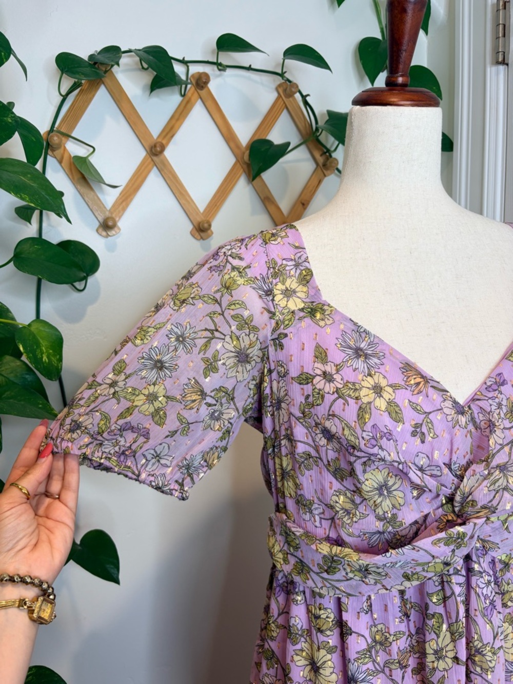 LOFT Floral Clip Knotted Balloon Sleeve Midi Dress - Picture 3 of 11
